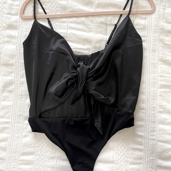 Windsor Tops - Silky tie-front bodysuit